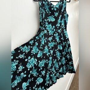 Hearts and Roses Black Dress Size 16 Black with Teal or Turquoise Roses